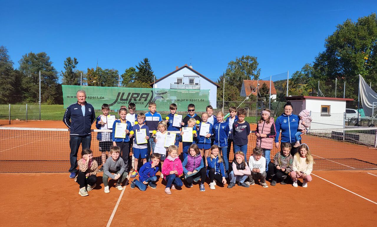 Kinder Tennis Berching